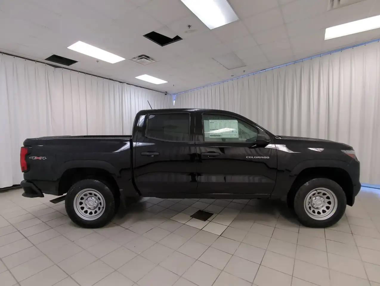 Chevrolet Colorado снимка Chevrolet Colorado