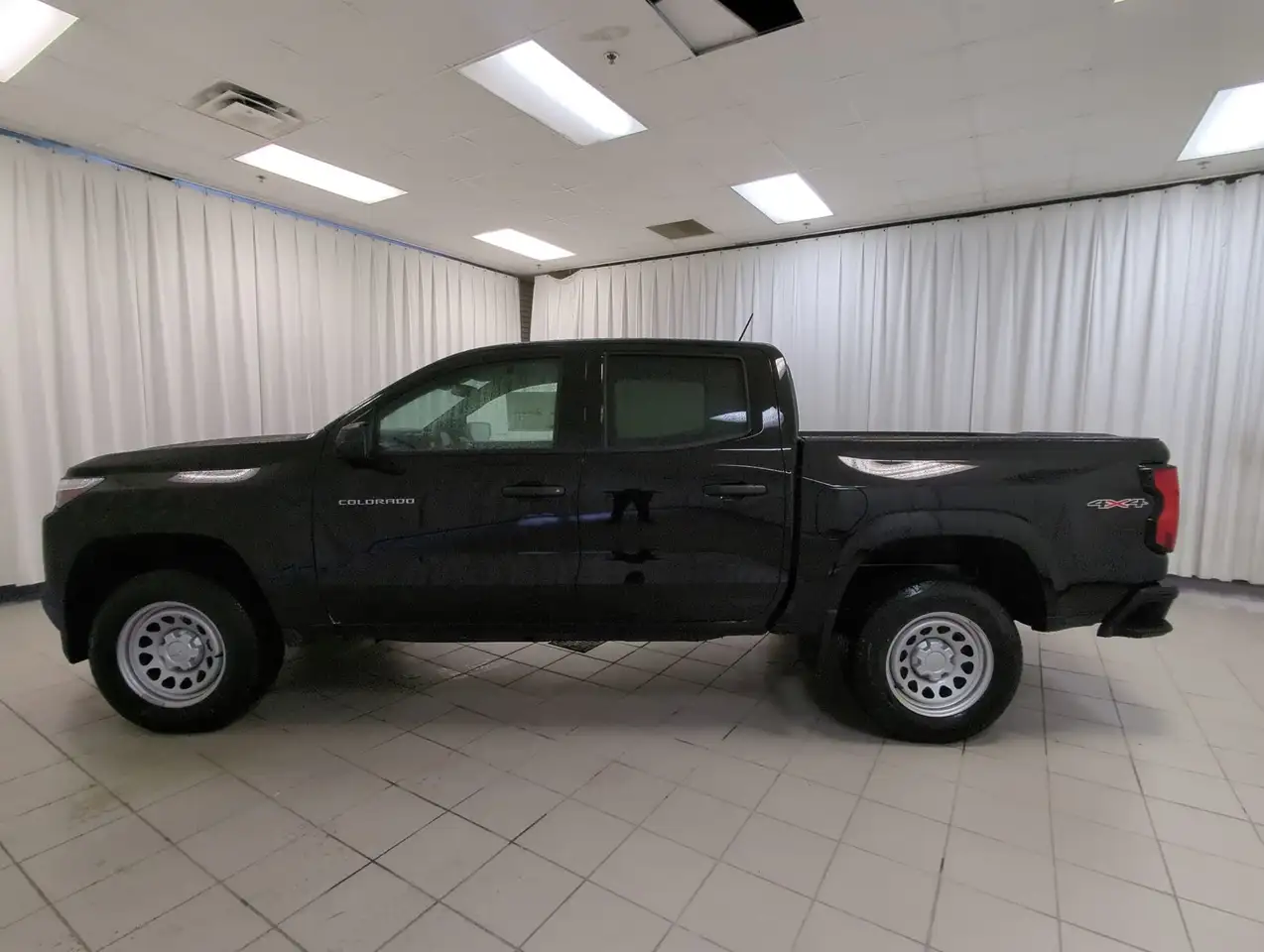 Chevrolet Colorado снимка Chevrolet Colorado