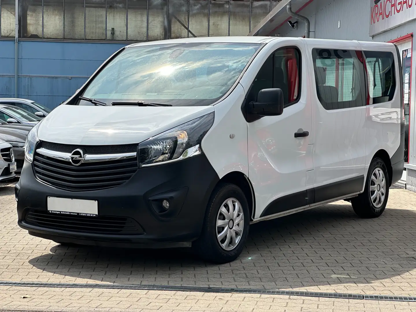 Opel Vivaro 1.6 CDTI*AHK*NAVI*KLIMA*TEMPOMAT*9-Sitze Weiß - 1