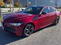 Alfa Romeo Giulia Basis Rot - thumbnail 2
