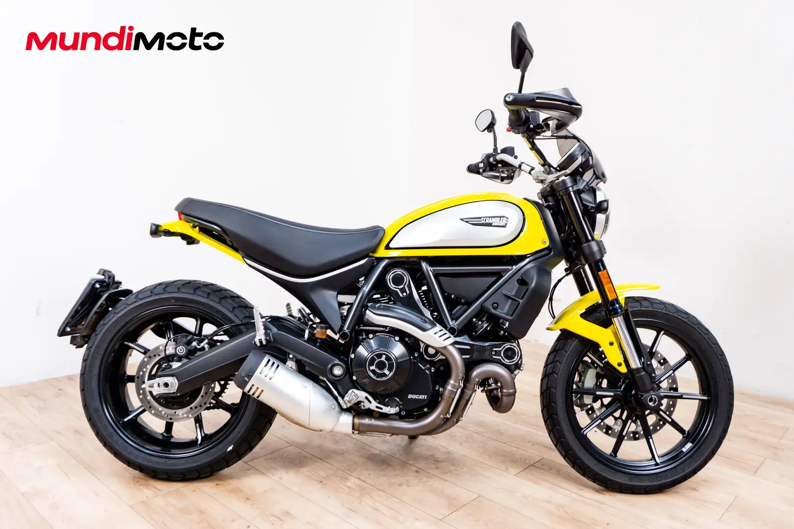 Ducati Scrambler - 1