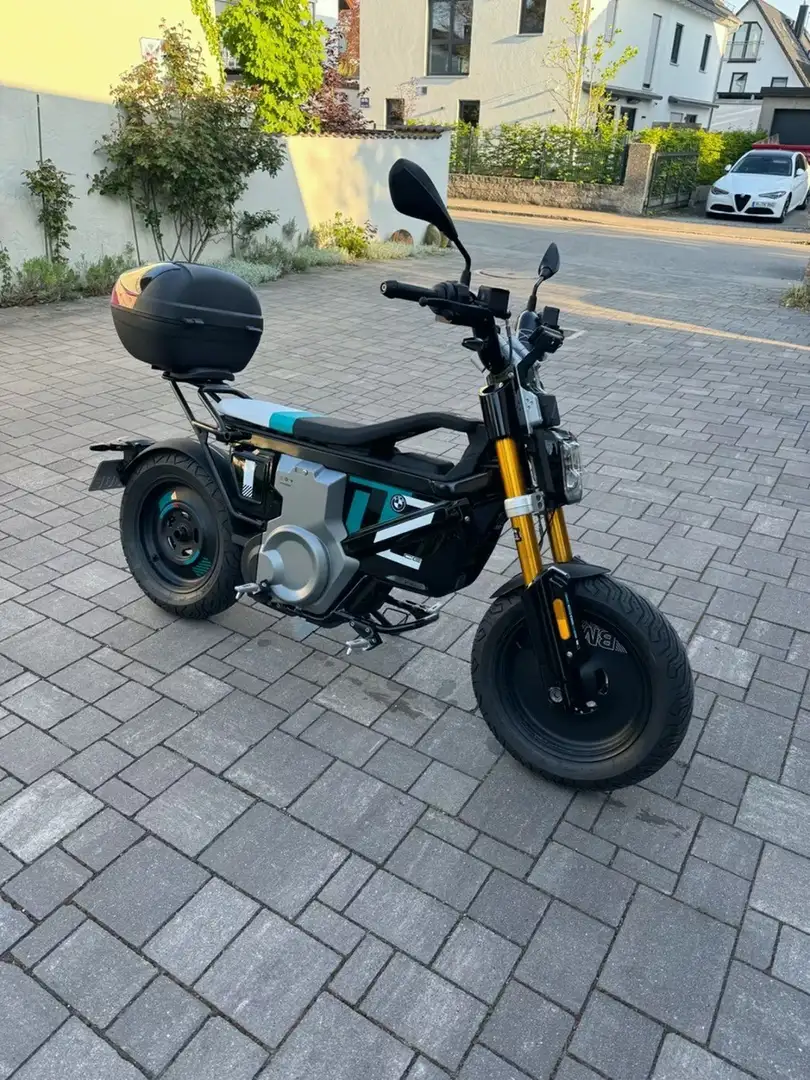 BMW CE 02 Highline mit Top-Case Fekete - 2