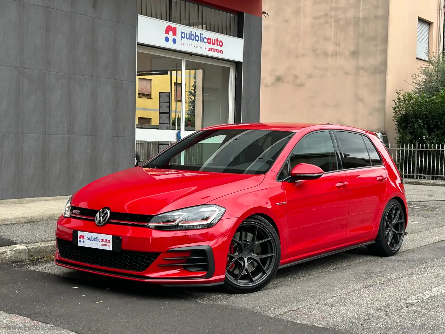 Volkswagen Golf GTI Perf. 2.0 245CV TSI DSG 5p. BMT Rot - 1