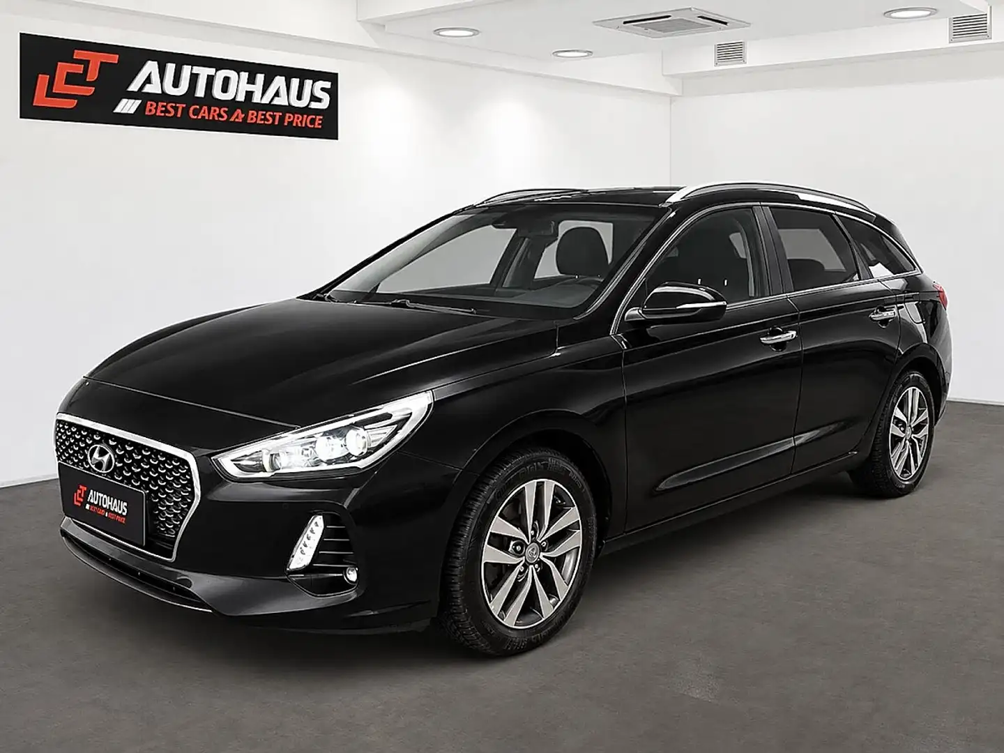 Hyundai i30 CW 1,6 CRDi Premium|GUTE AUSSTATTUNG| Schwarz - 1