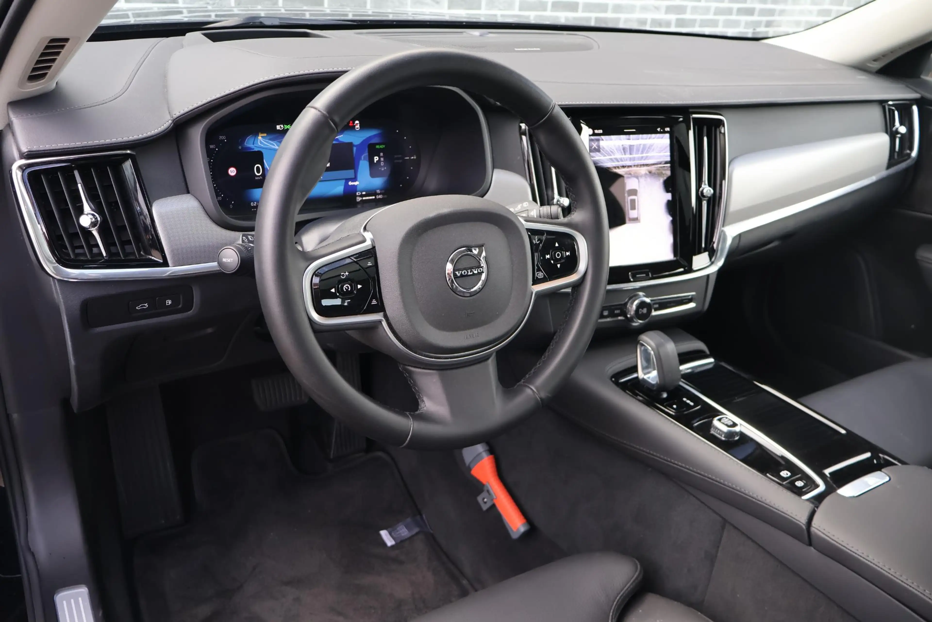 Volvo V90 2.0 T8 Plug-in Hybrid AWD Ultra Dark | PHEV Long R — photo 7