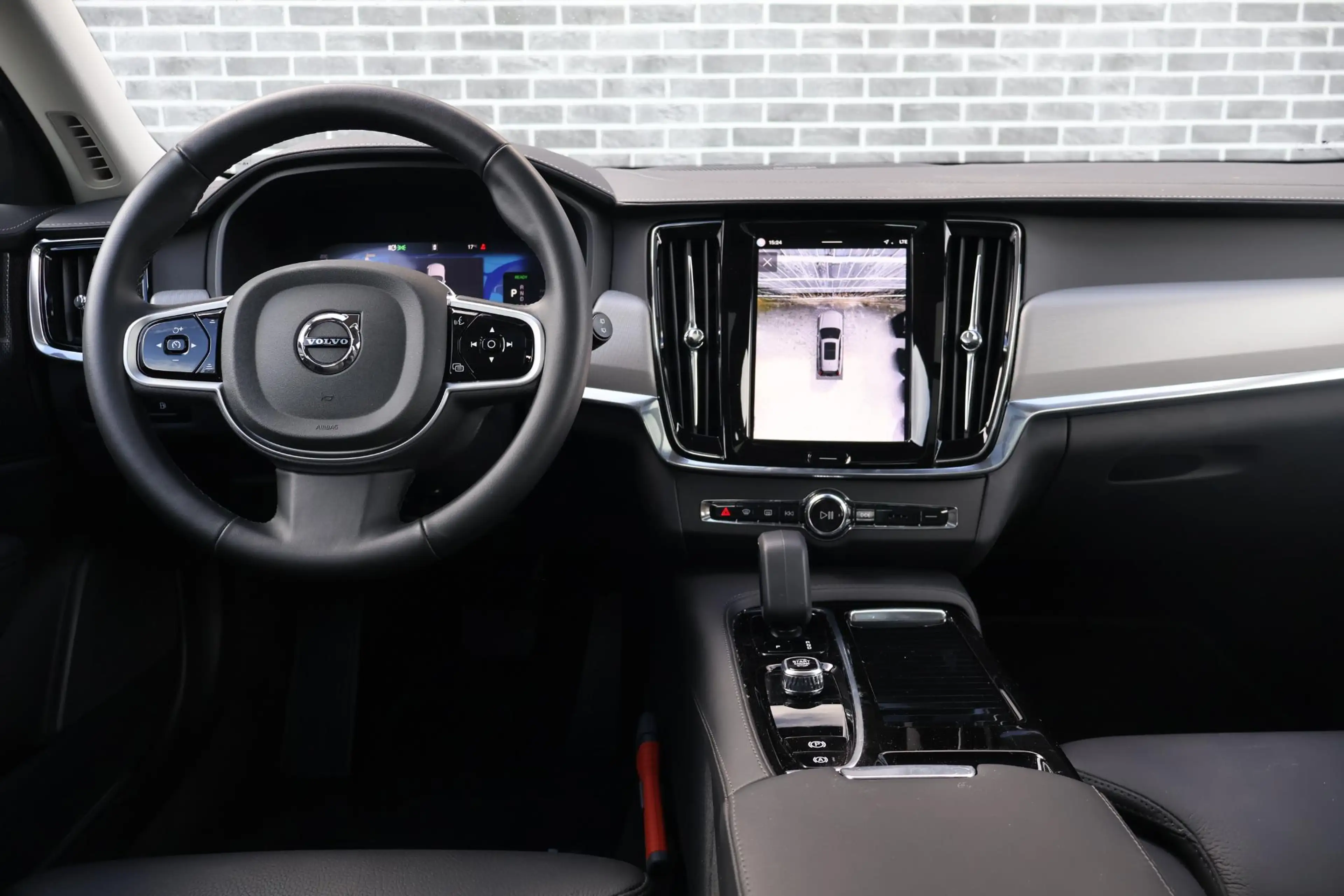 Volvo V90 2.0 T8 Plug-in Hybrid AWD Ultra Dark | PHEV Long R — photo 10