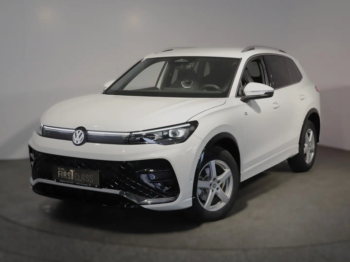 Volkswagen Tiguan R-Line eTSI DSG Weiß - 1
