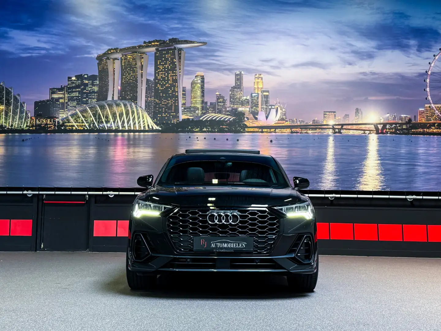Audi Q3 Sportback 45 TFSI e 3xS-Line Edition RS-Seats|360C Nero - 2
