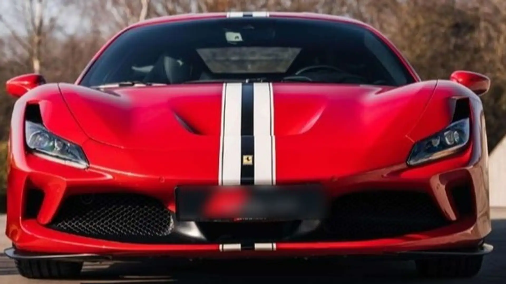 Ferrari F8 Tributo Rojo - 1