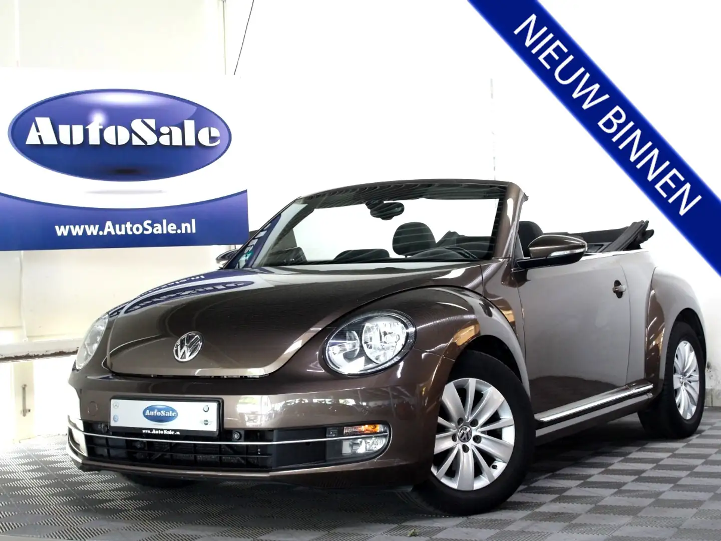 Volkswagen Beetle Cabriolet 1.2 TSI Design 1eEIGNR! PDC CRUISE STOEL Bruin - 1