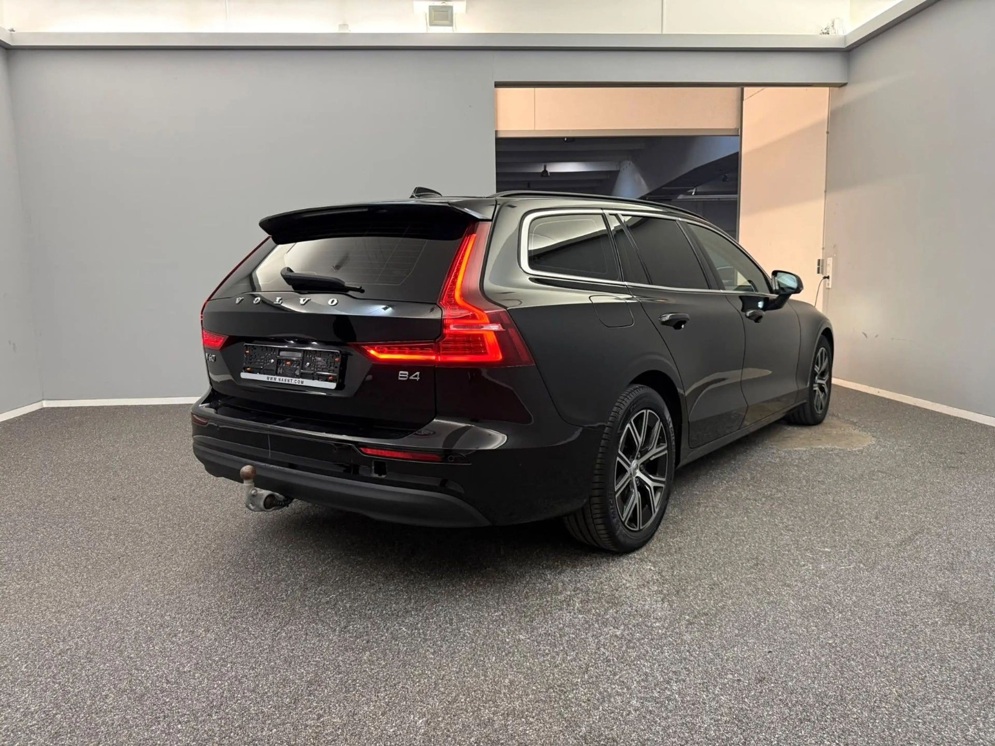 Volvo V60 Core*LED*WINTER-PAKET*AHK*KAMERA*TOP — photo 7