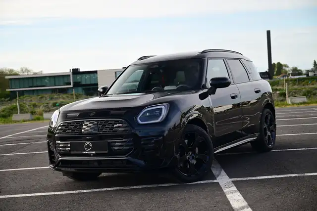 MINI Countryman C JCW TRIM / AUT / SUNROOF / LEATHER / 360 CAMERA / FULL BLACK / ADAPTIVE CRUISE