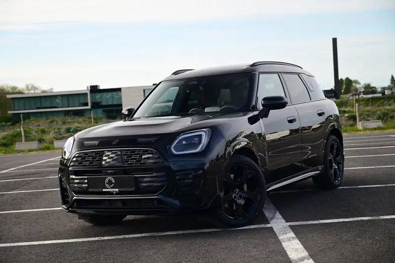 MINI Countryman C