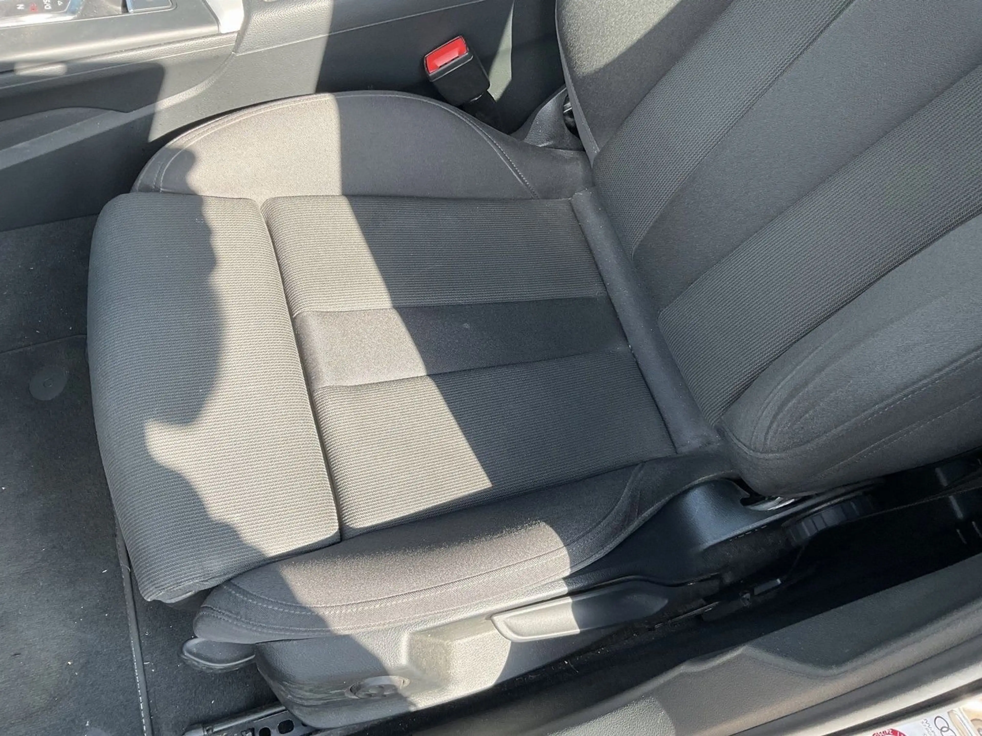 Audi A4 35 TDI S-Tronic*ACC*DAB*SOM+WINTERREIFEN*DAB* — photo 8