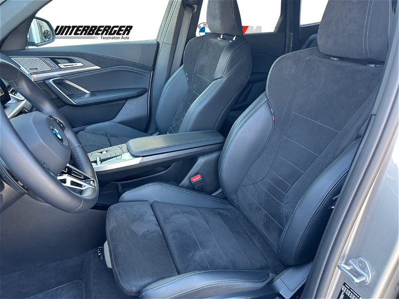 BMW X1 sDrive20i M Sport AHK Pano 20" HUD LED RFK — photo 10