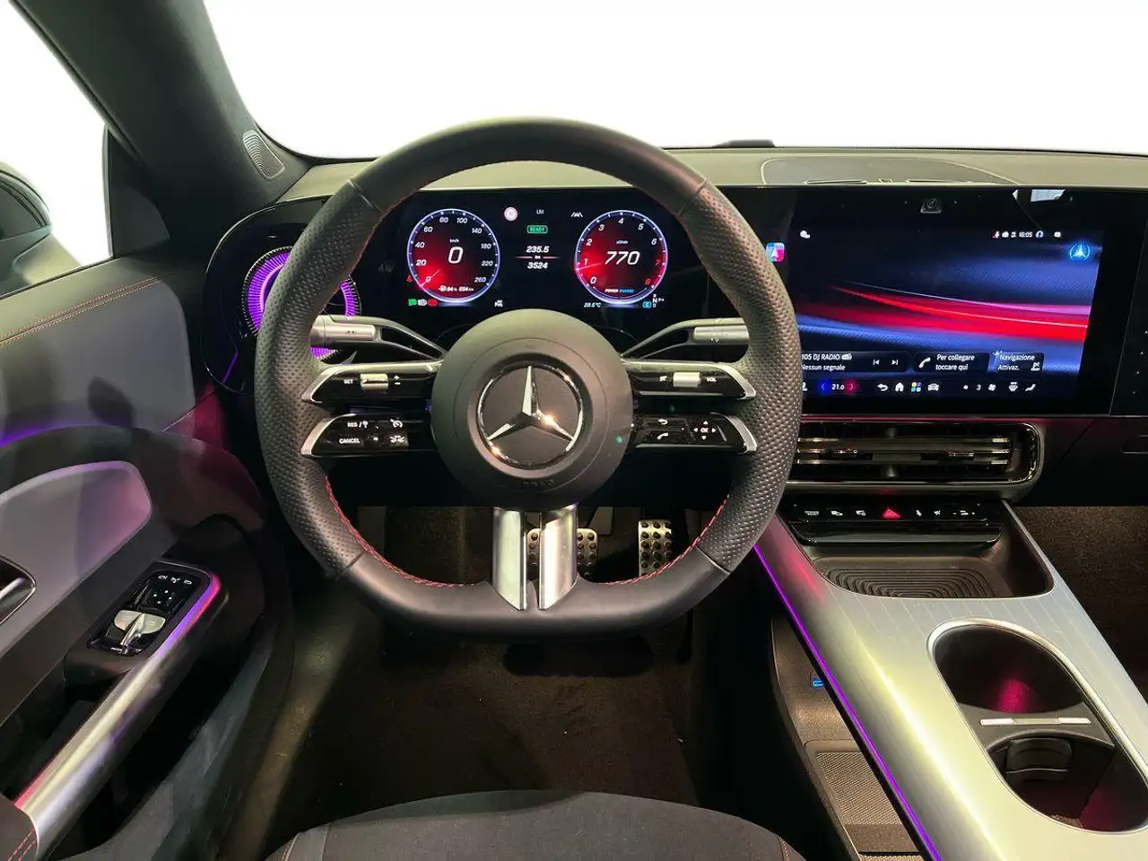 Mercedes-Benz CLA 2026 — фото 11