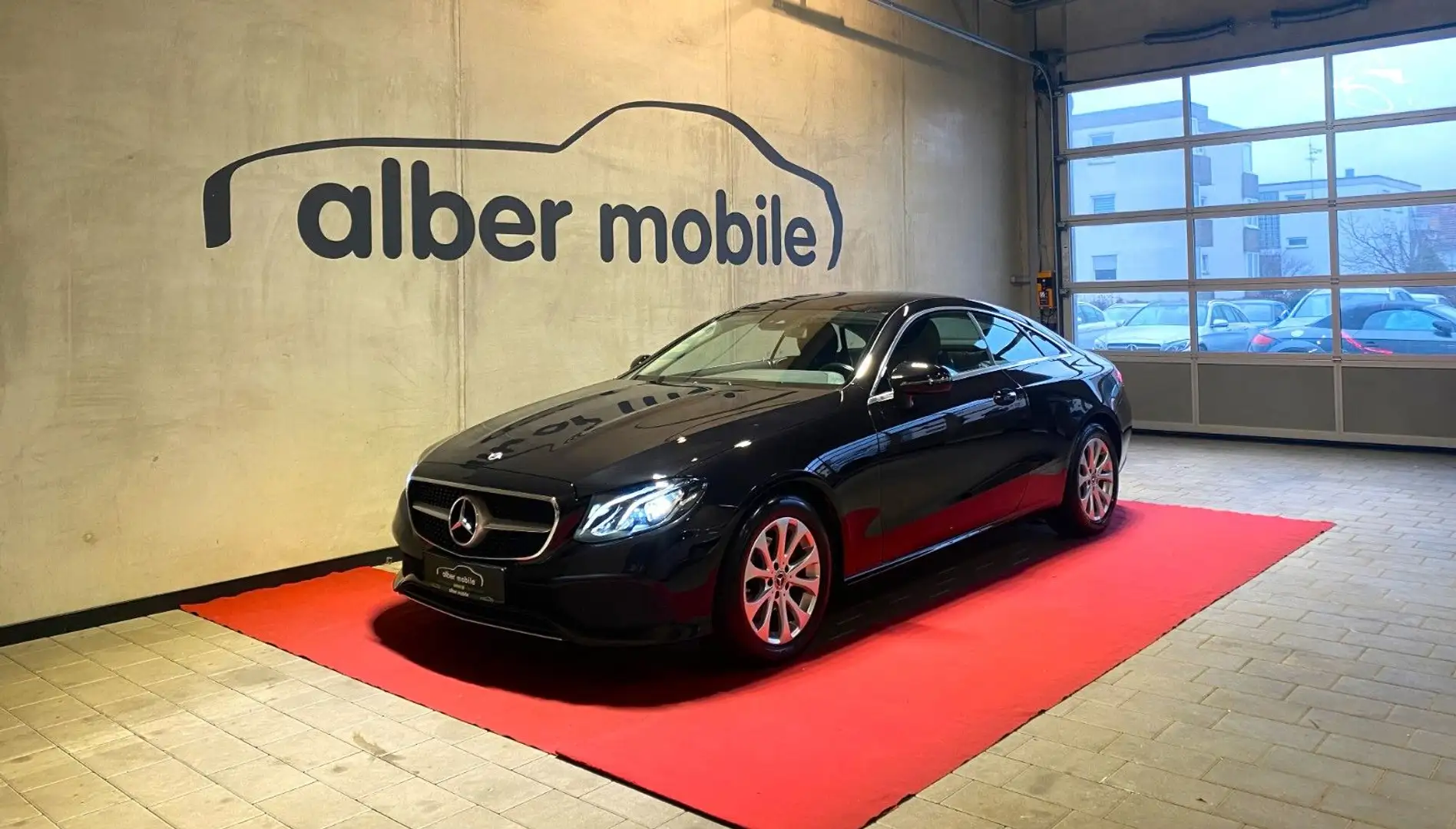 Mercedes-Benz E 200 Coupe Avantgarde LED Tot Kam Navi PDC Schwarz - 1