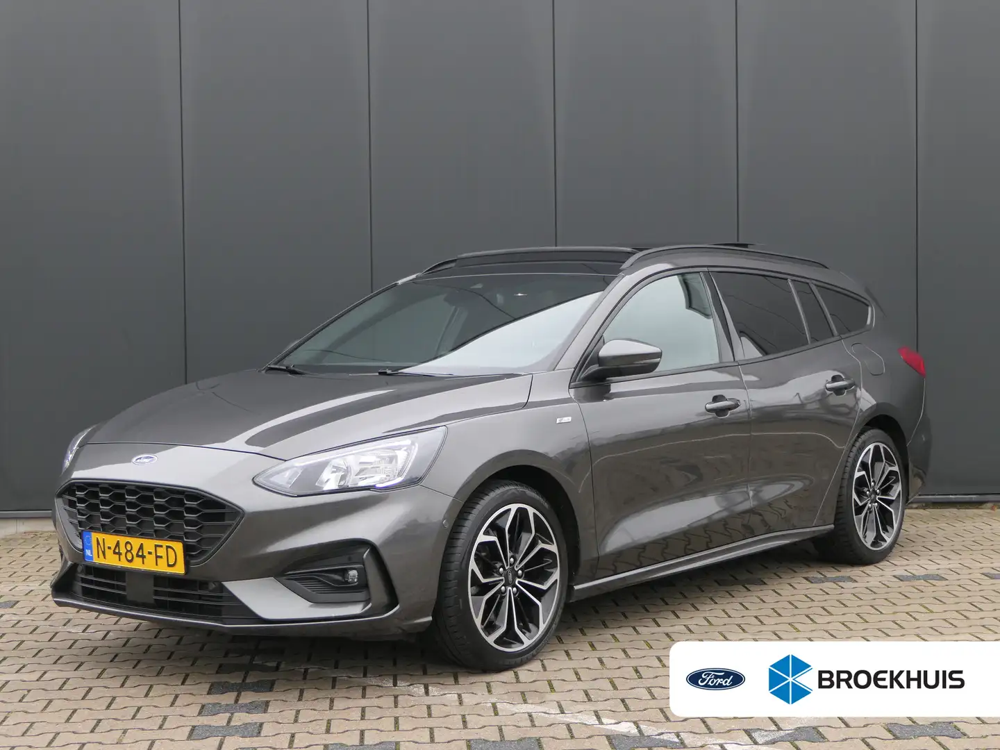 Ford Focus Wagon 1.0 EcoBoost Hybrid ST Line | Panoramadak | Grijs - 1