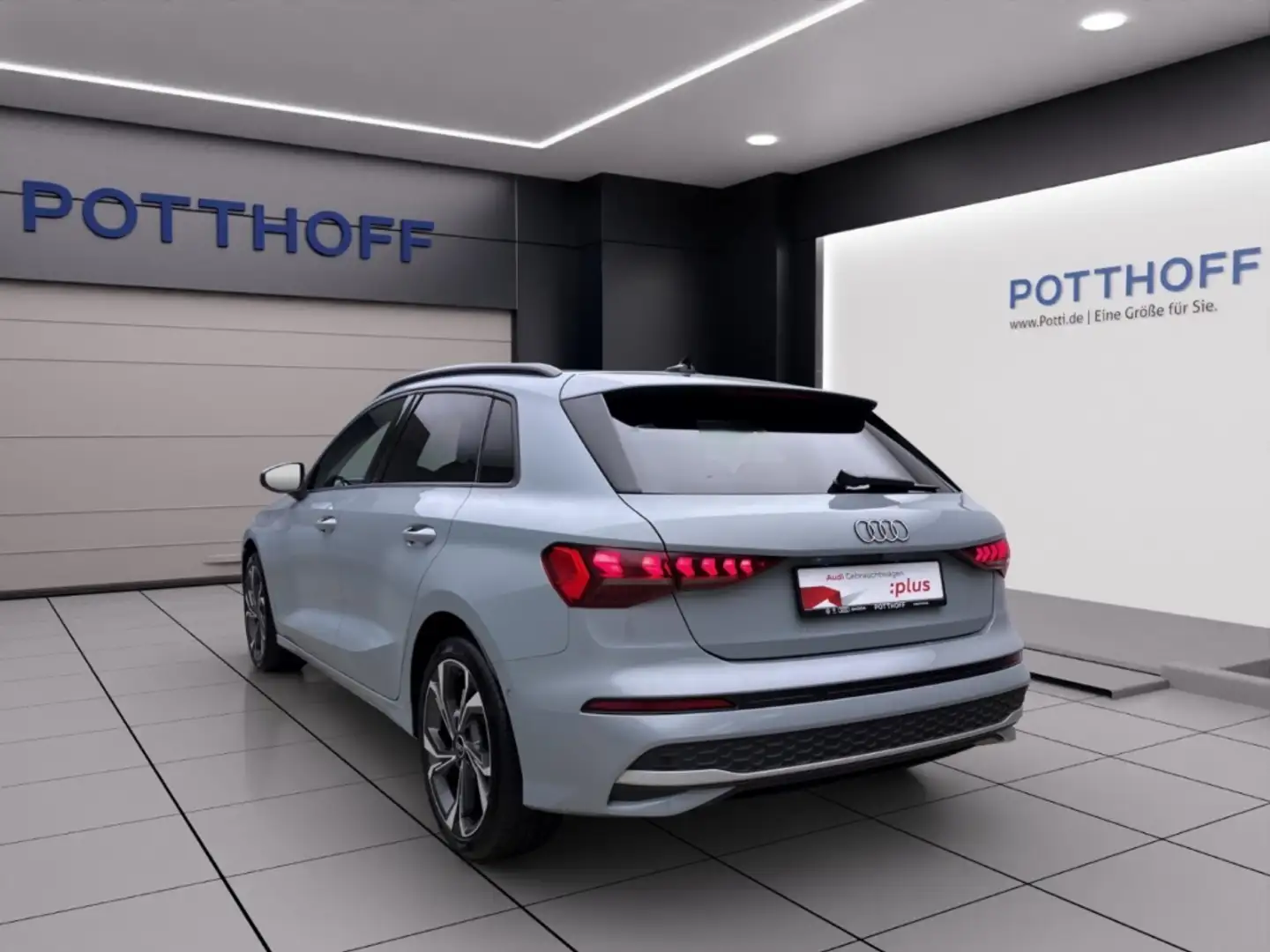 Audi A3 Sportback 30 TFSI NAVI+ KAMERA PDC SITZHZG LED Grau - 2