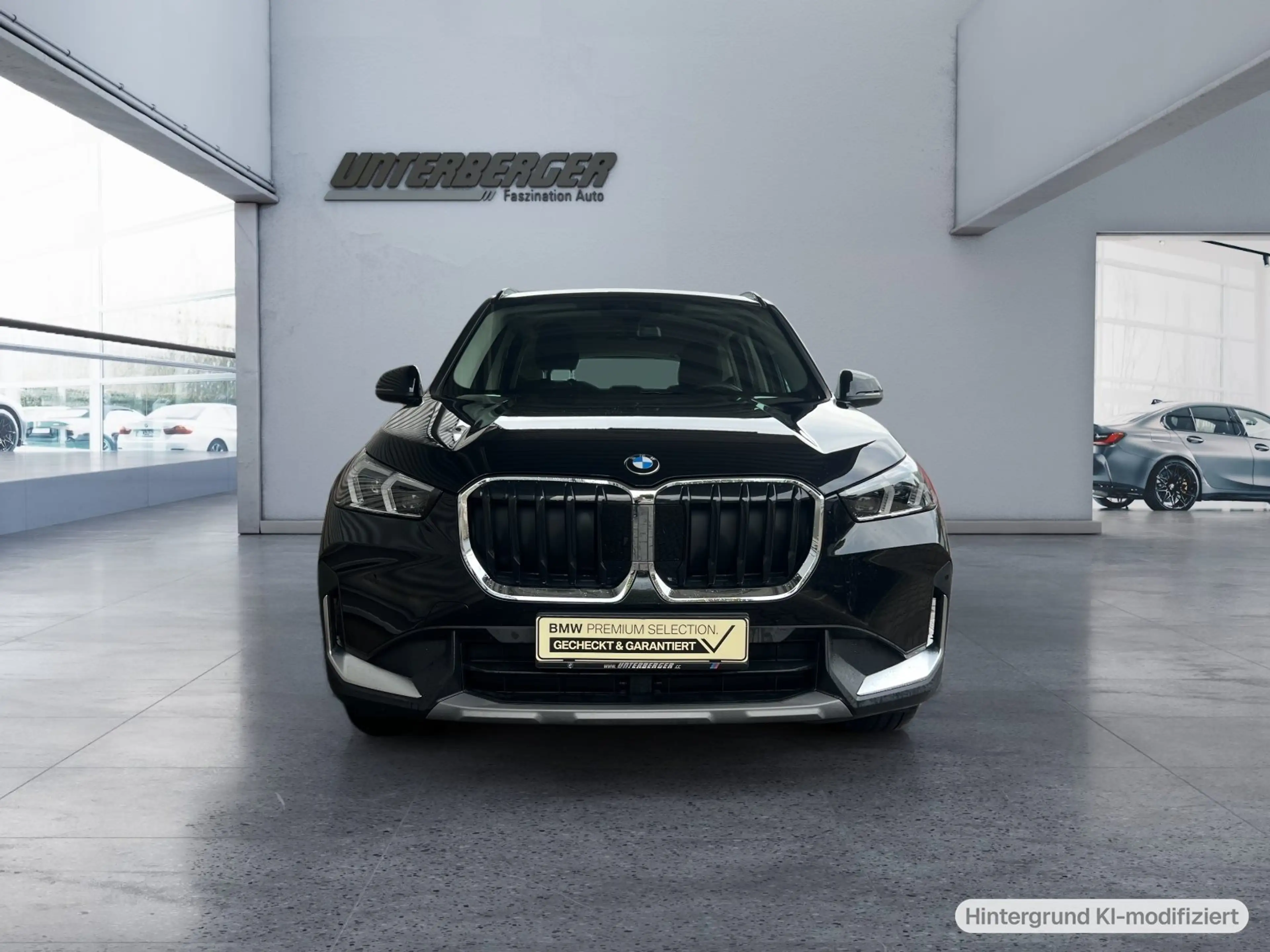 BMW X1 sDrive18i ACC AHK Komfortzg Sitzverst. Fond — photo 2