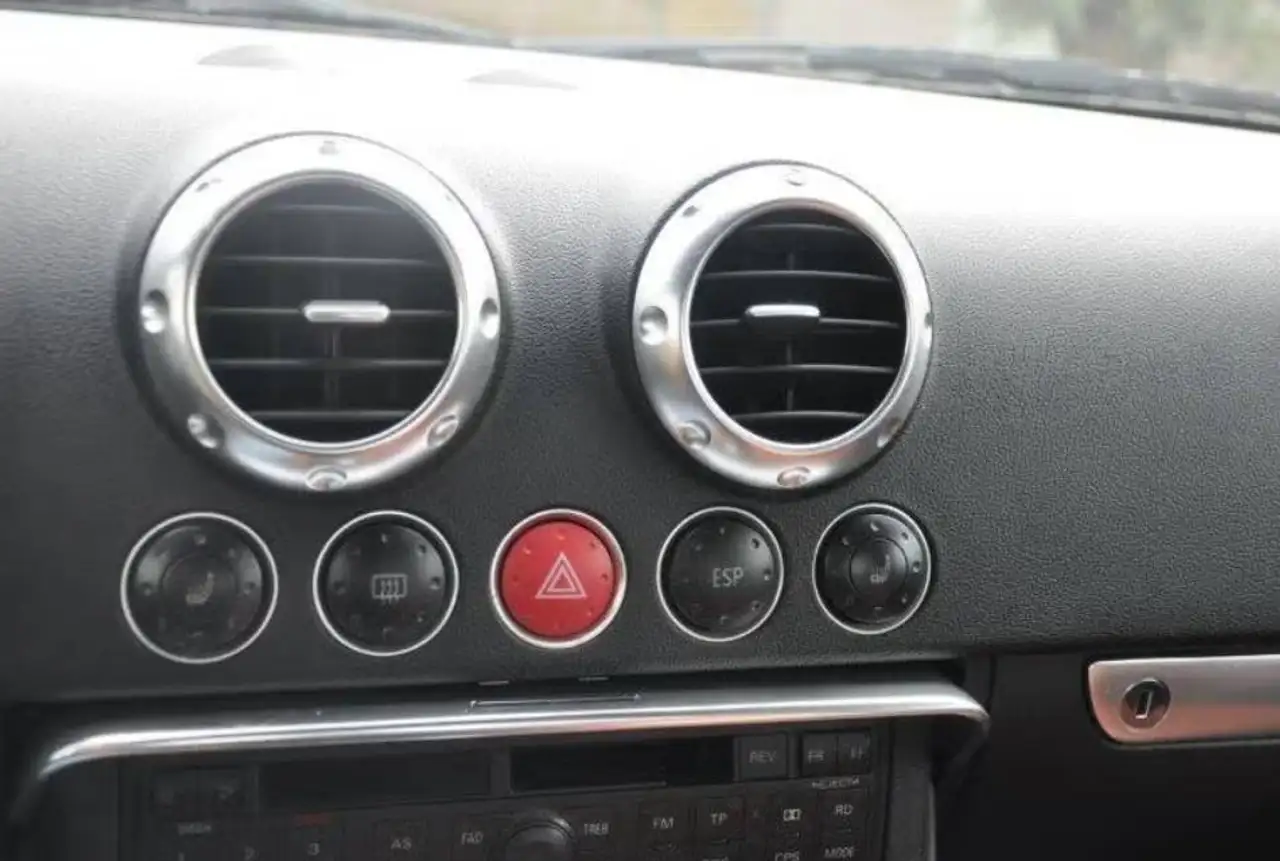 Audi TT 1.8 Turbo 20v, foto 8