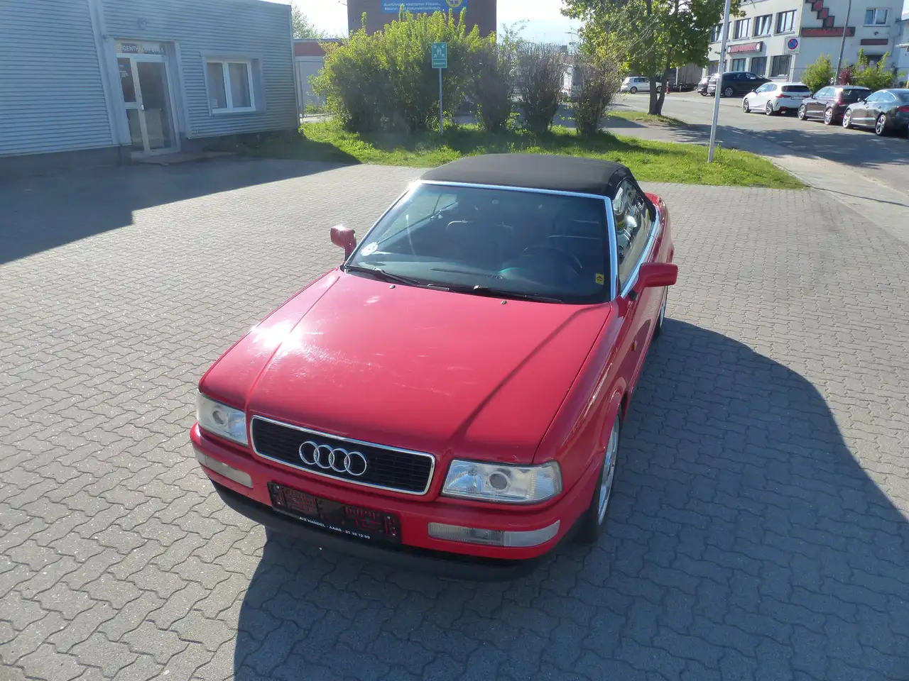 Audi 80 Cabriolet 2,3 E Benzin Automatik Klima AHK HU/AU NEU TÜV NEU Radio Cassette Leder Oldtimer 80 Cabrio Cabriolet, foto 6