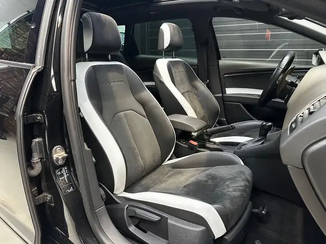 SEAT Leon view 15