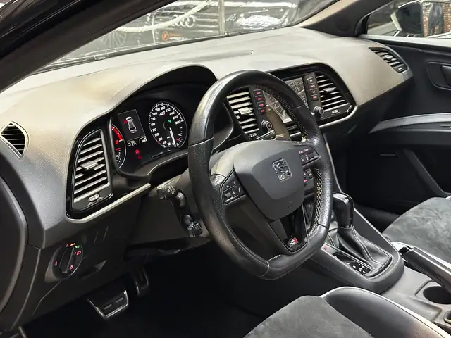 SEAT Leon view 11