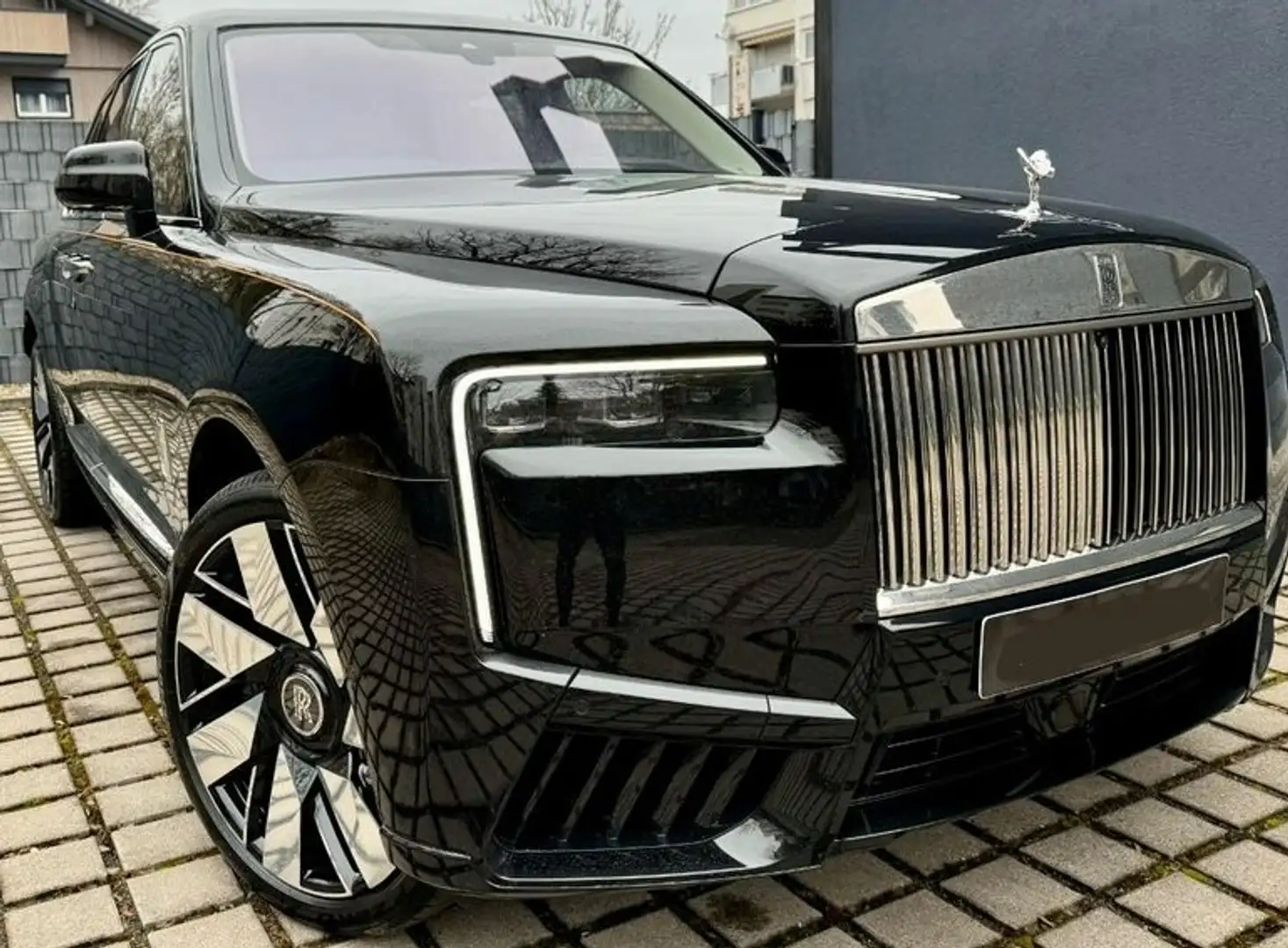 Rolls-Royce Cullinan Fekete - 1