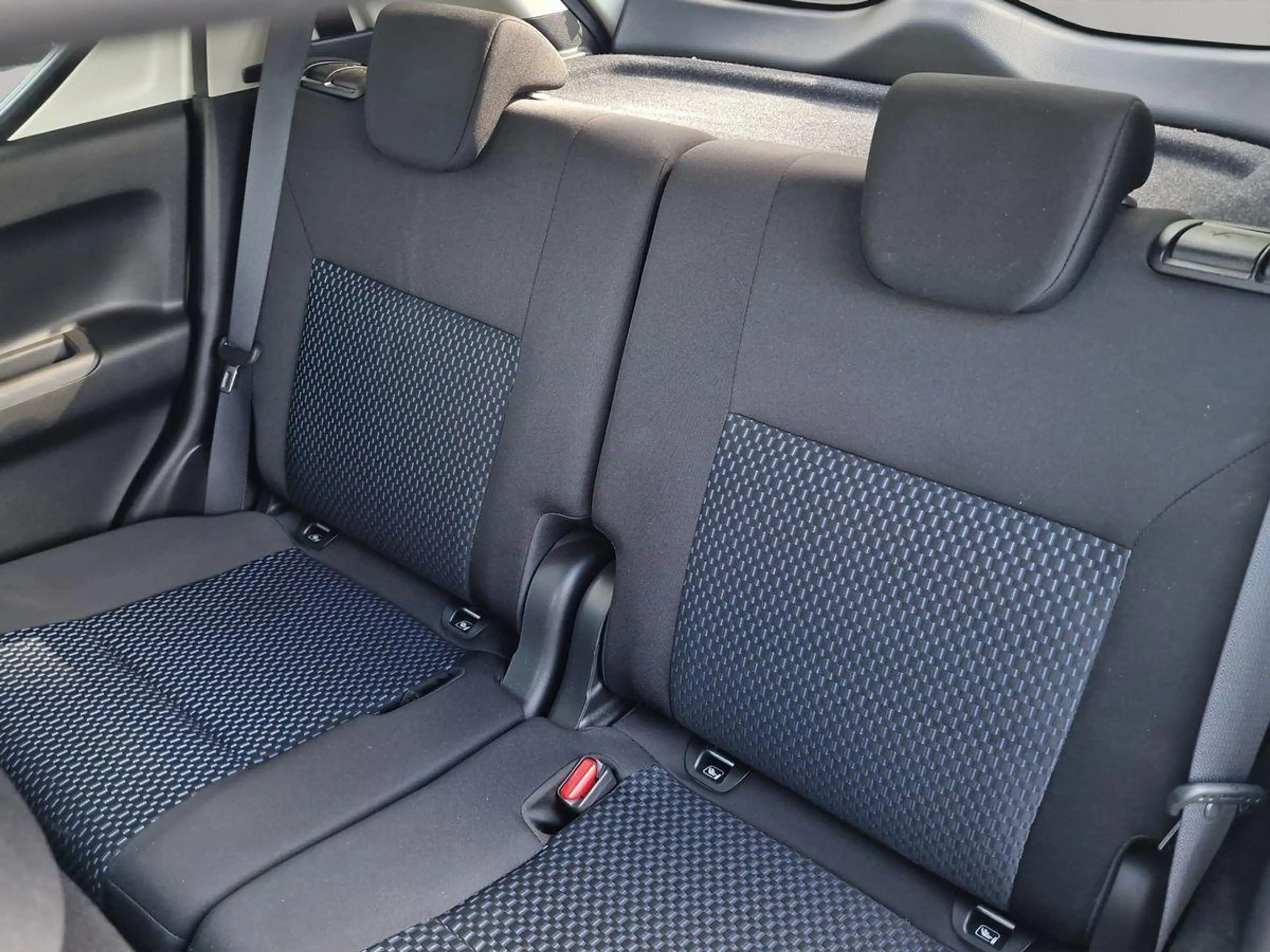 Suzuki Ignis 1.2 Hybrid Comfort AllGrip — photo 14