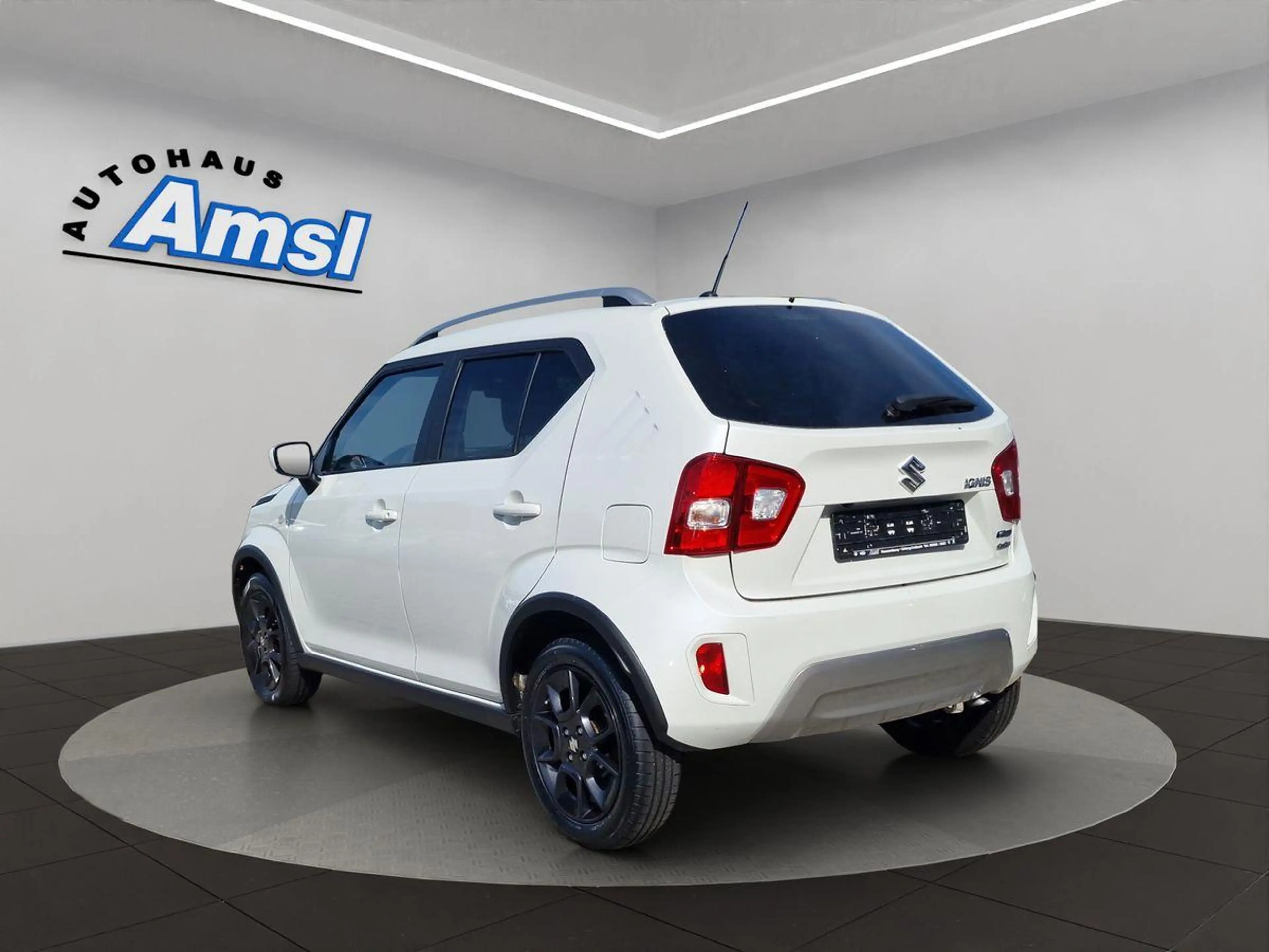 Suzuki Ignis 1.2 Hybrid Comfort AllGrip — photo 4