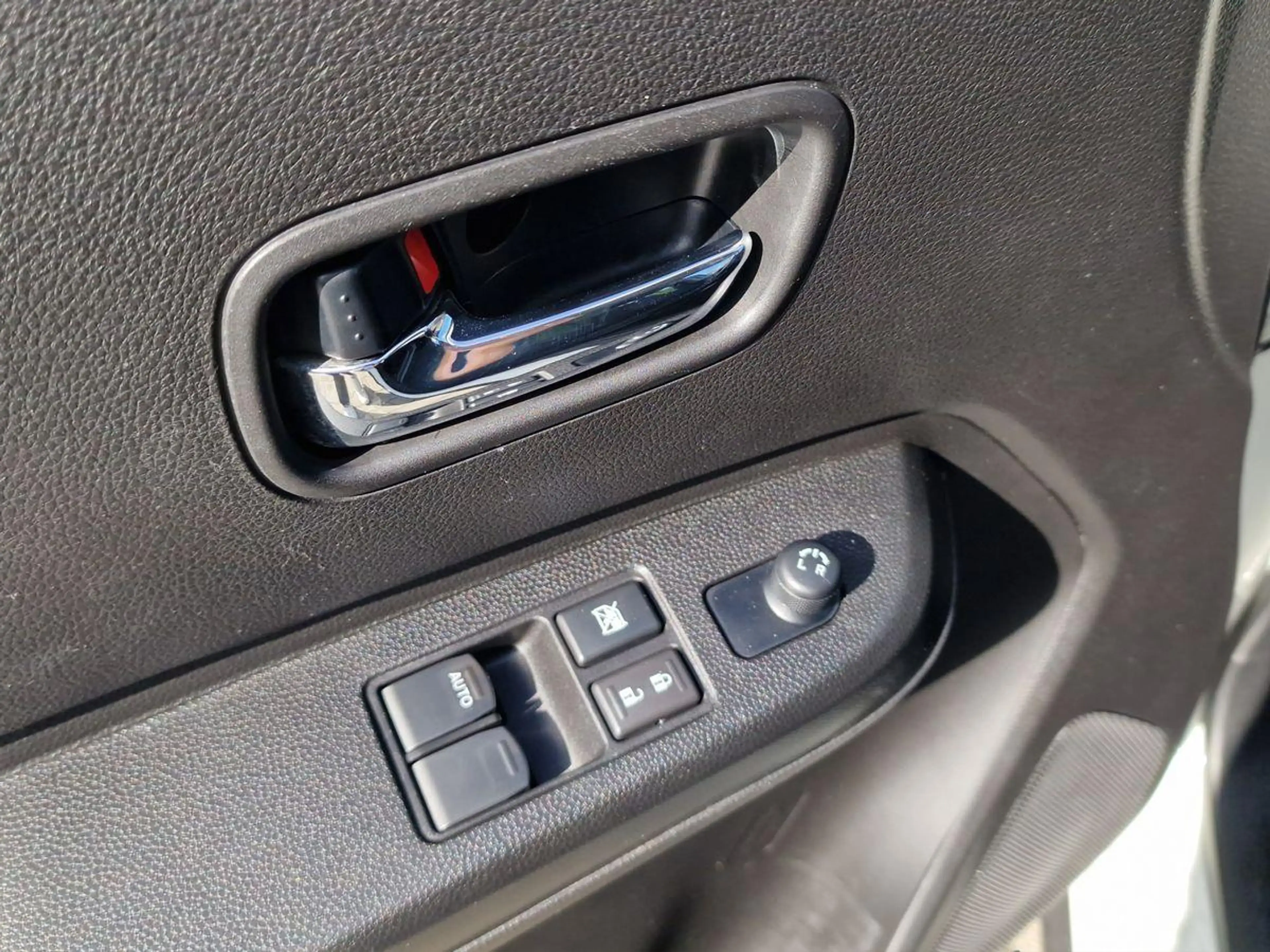 Suzuki Ignis 1.2 Hybrid Comfort AllGrip — photo 11