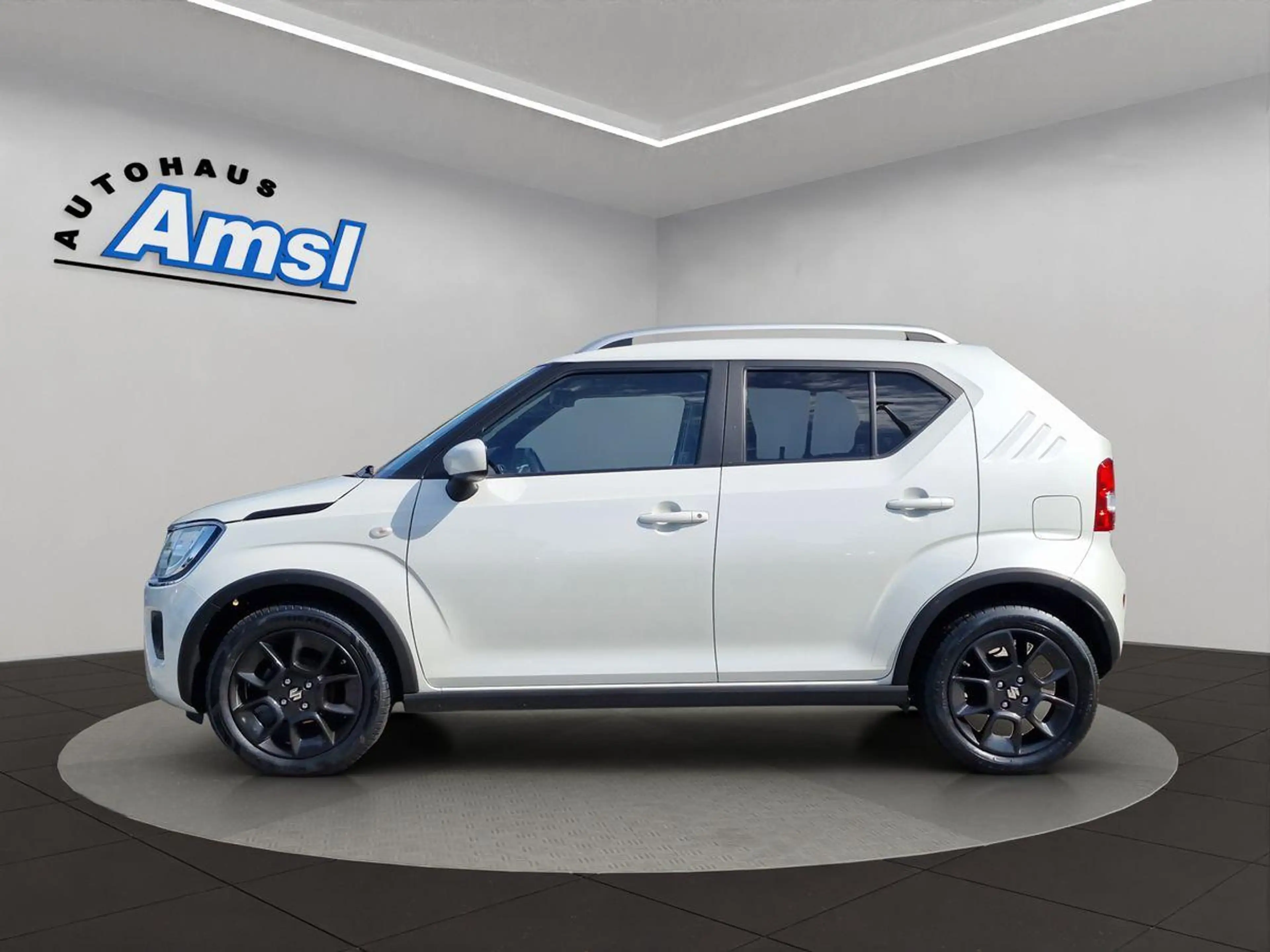 Suzuki Ignis 1.2 Hybrid Comfort AllGrip — photo 3