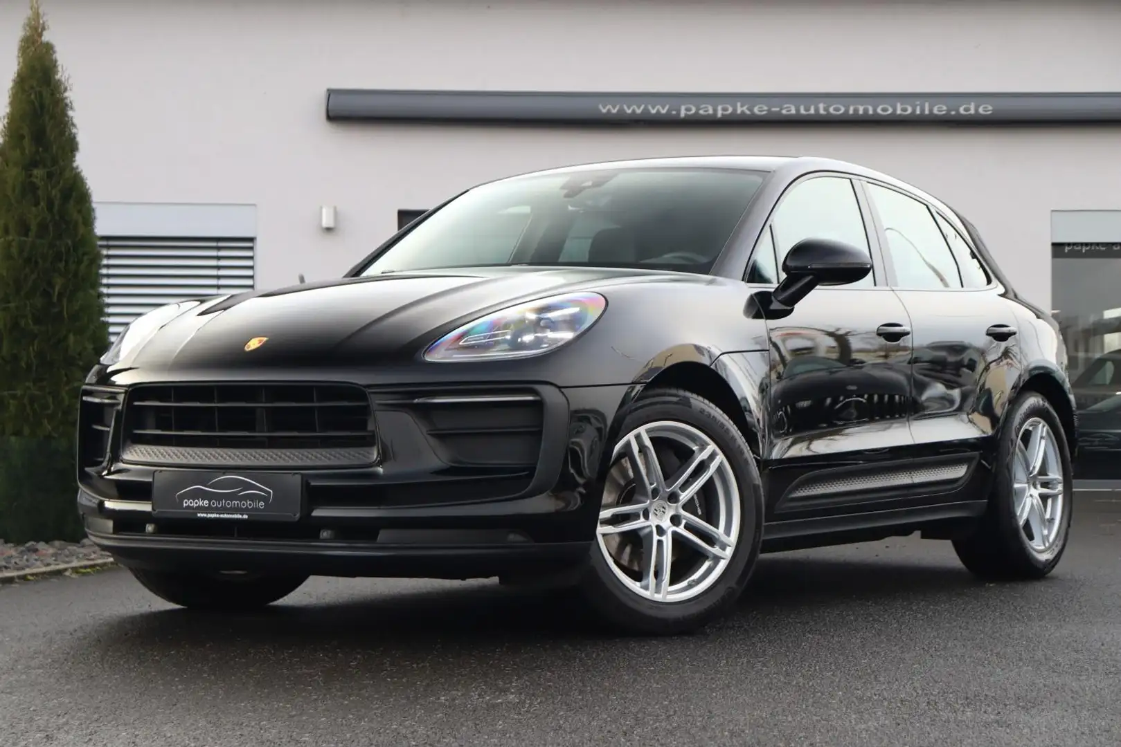 Porsche Macan ++LUFTFAHRWERK+AHK+CARPLAY+MWST+EL.SITZE++ Noir - 2