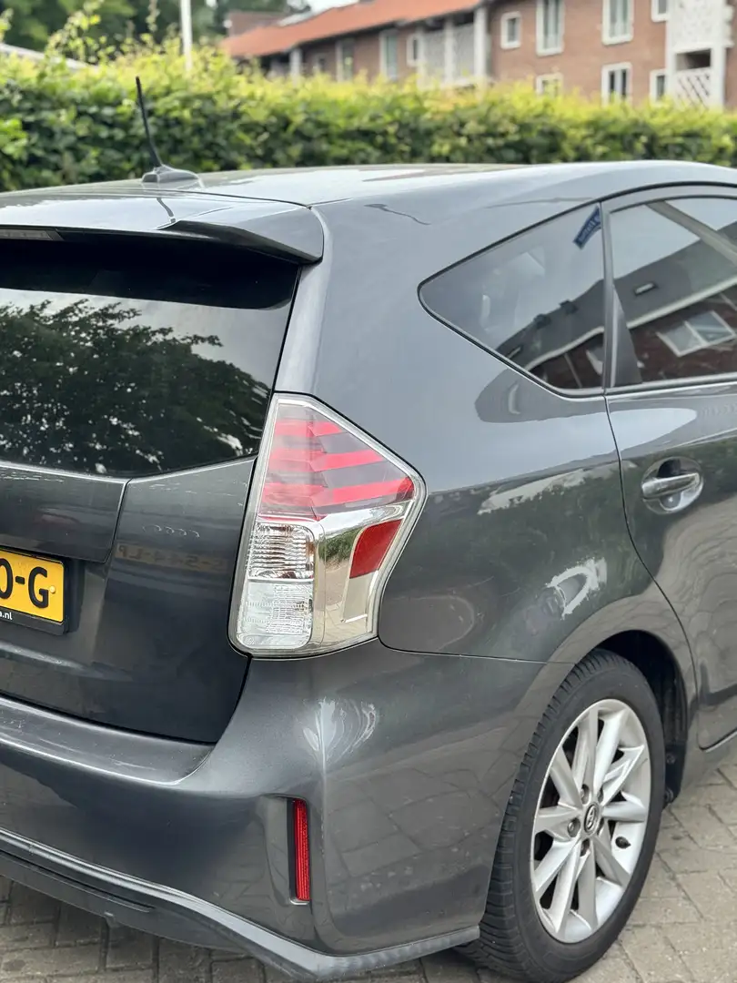 Toyota Prius+ 1.8 Dyn. Bns 96g Grijs - 2
