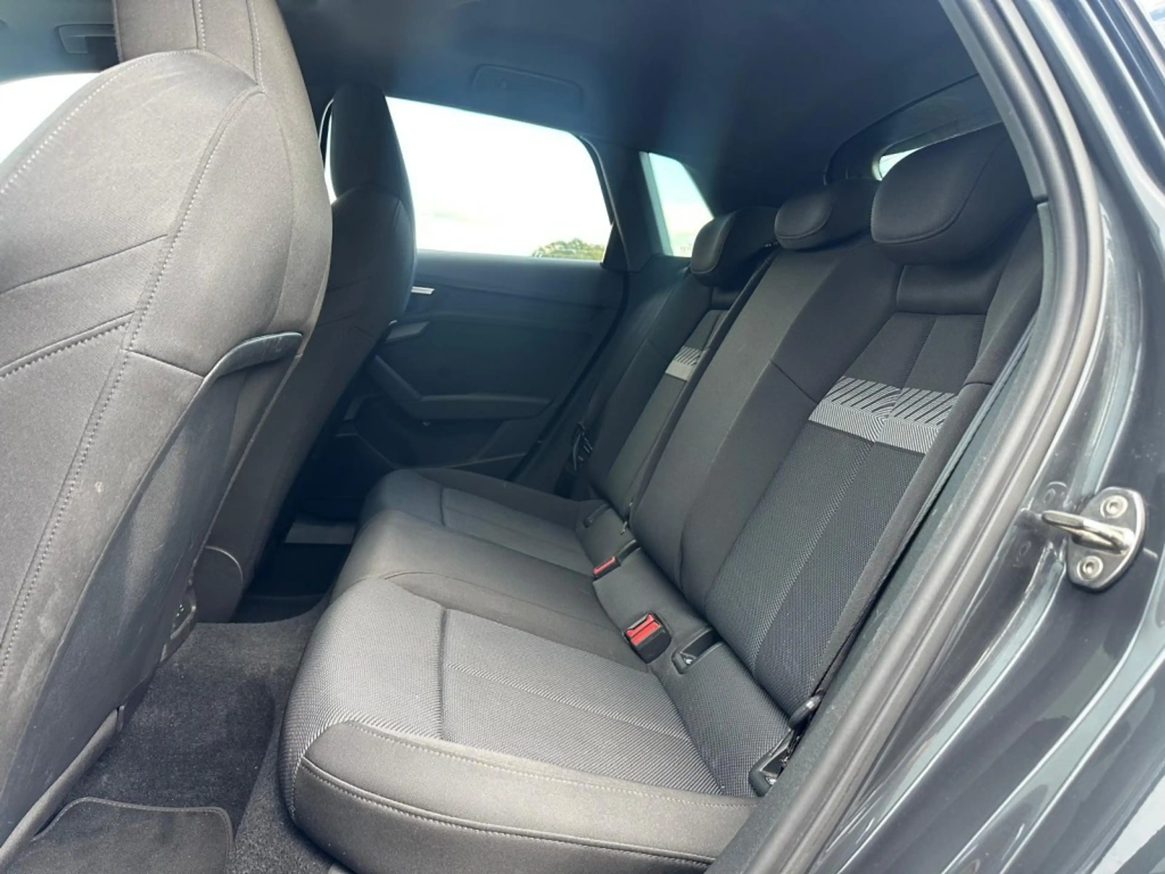 Audi A3 40 TFSI E Advanced Ed. Virtual, Pano, ACC, Lane — photo 11