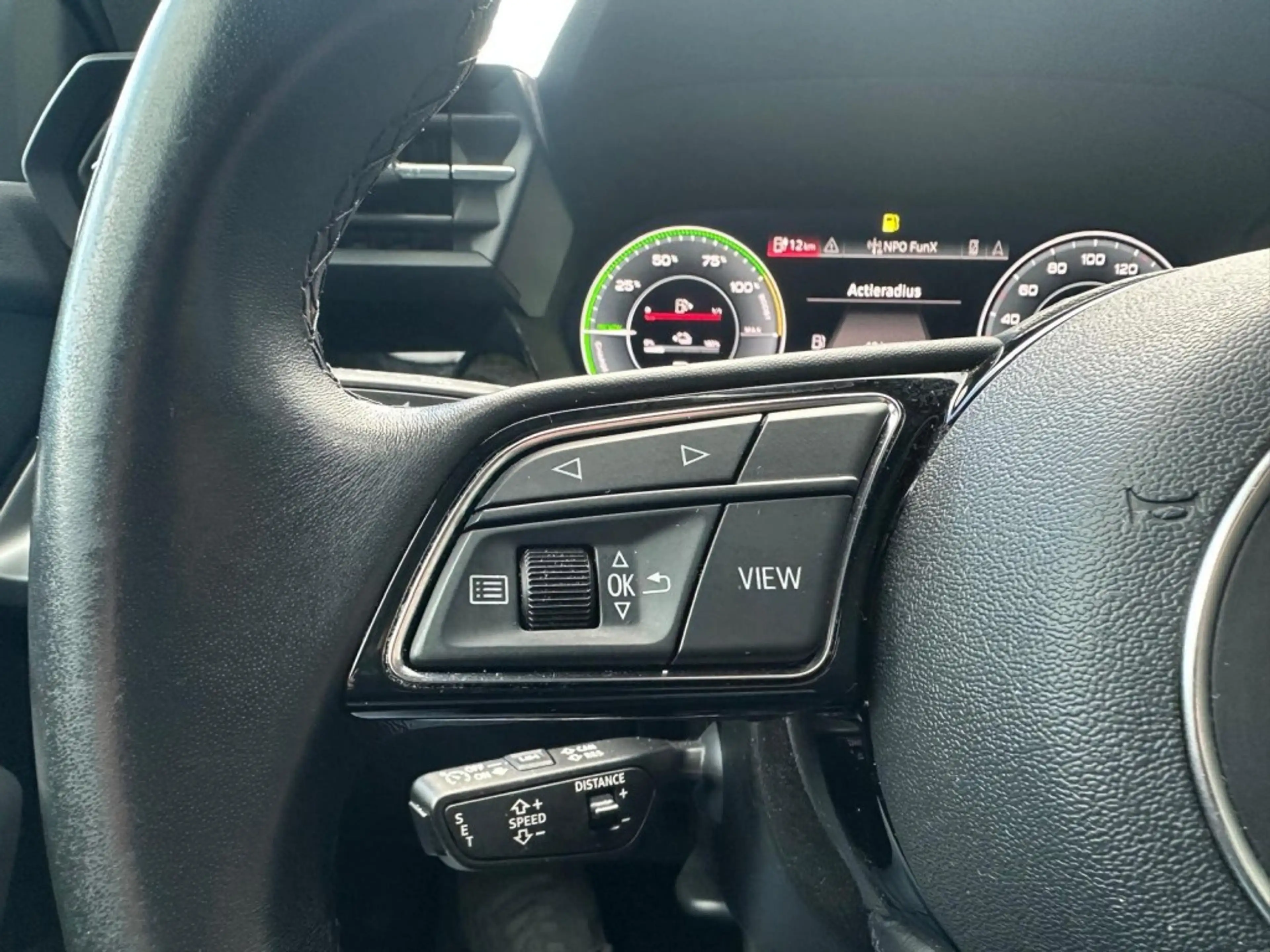 Audi A3 40 TFSI E Advanced Ed. Virtual, Pano, ACC, Lane — photo 15