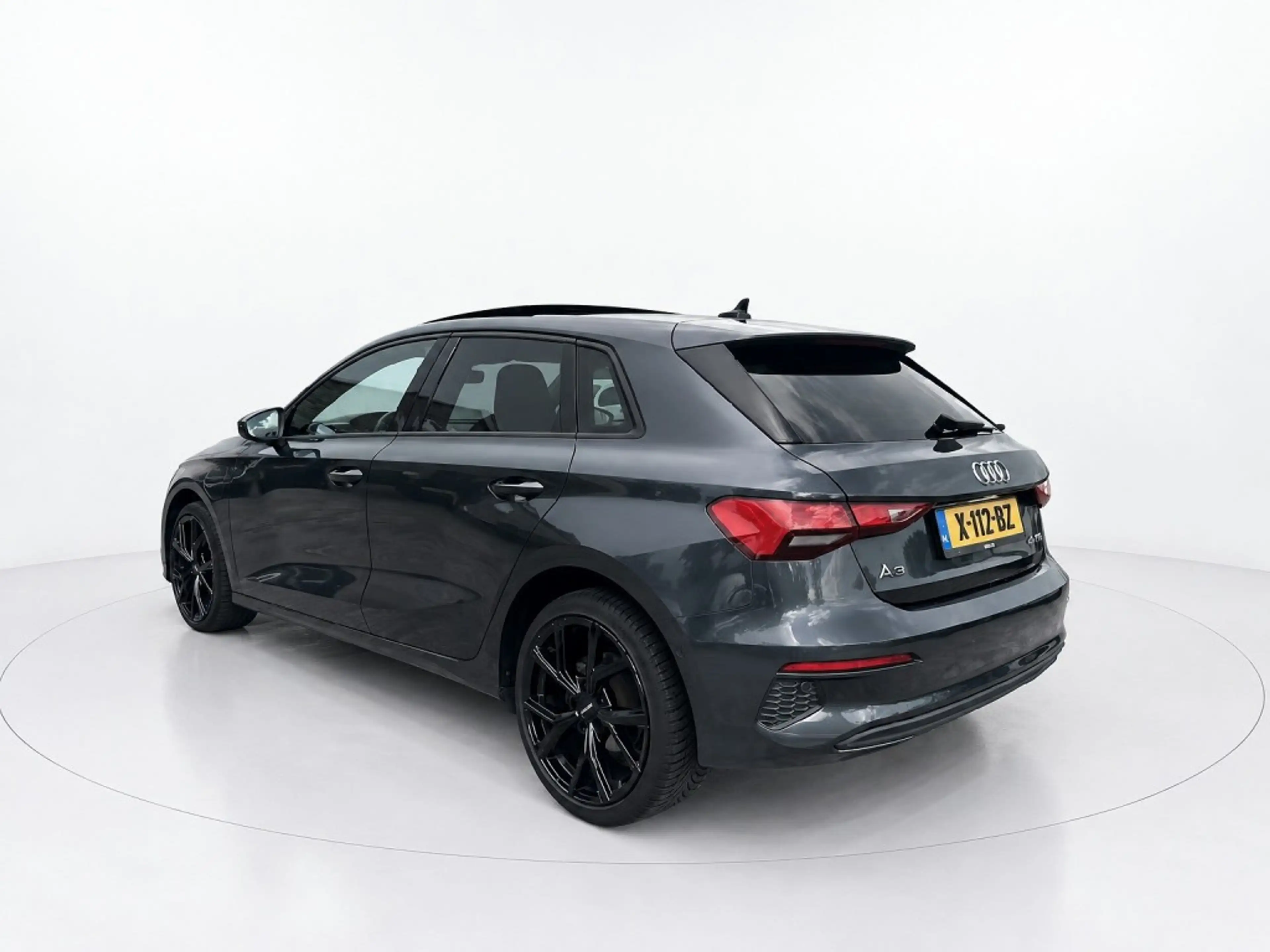 Audi A3 40 TFSI E Advanced Ed. Virtual, Pano, ACC, Lane — photo 8