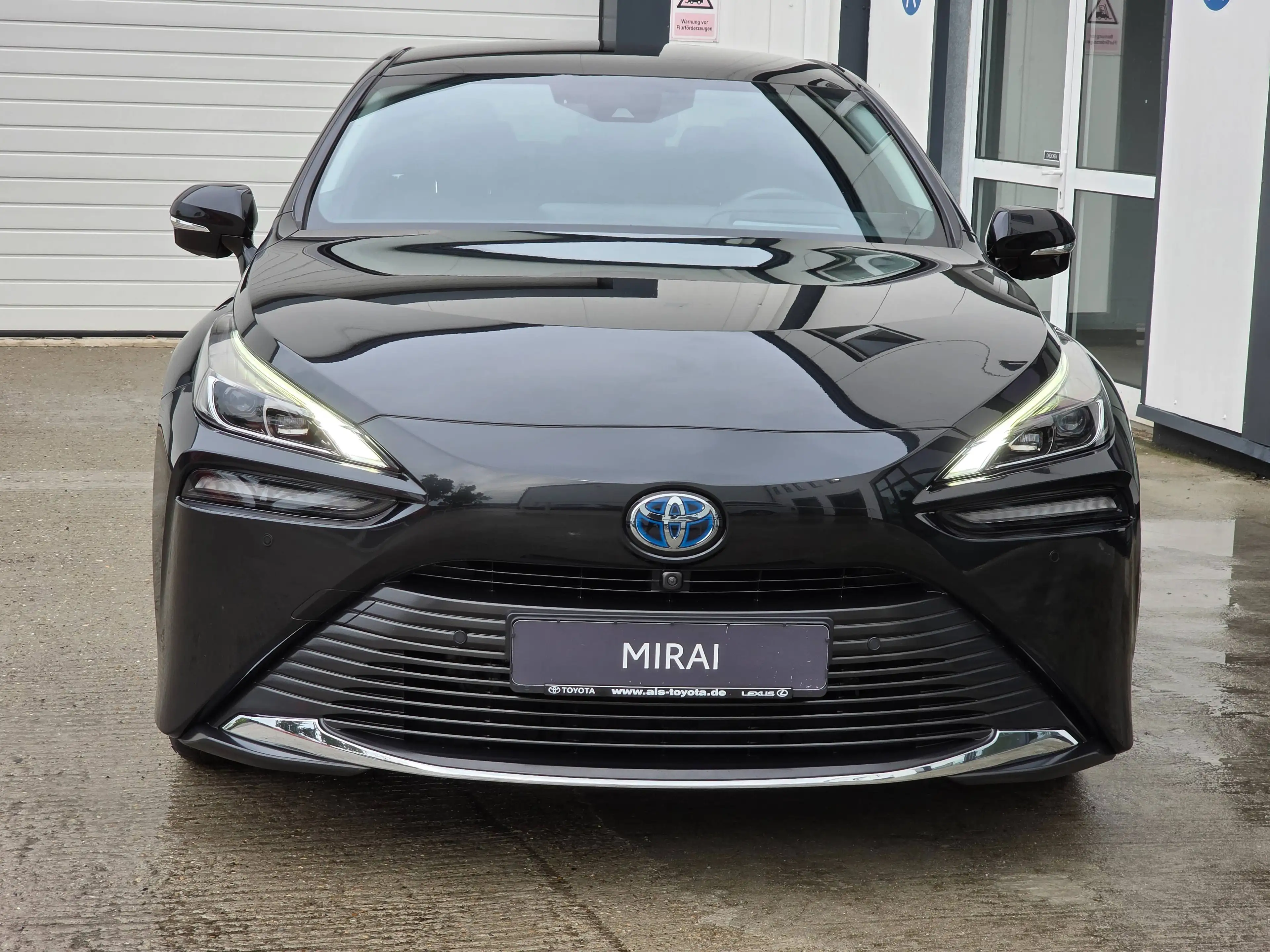 Toyota Mirai Mirai Advanced Toyota Relax-Garantie 20.000 KM 10x on Stock — photo 11
