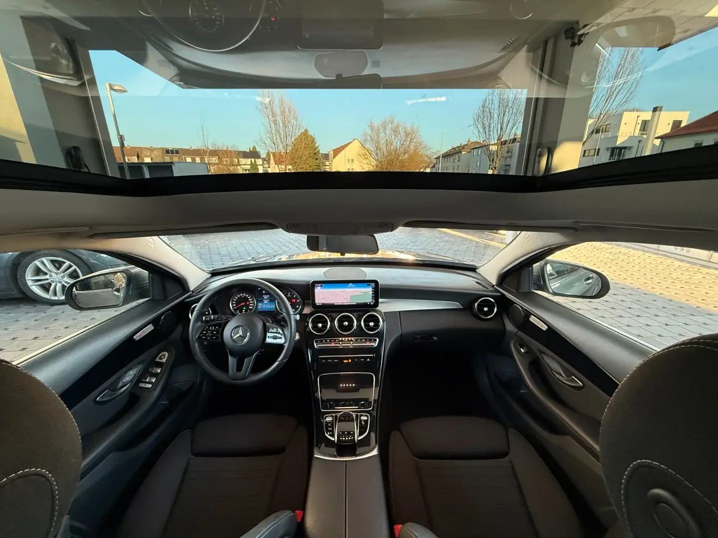 Mercedes-Benz C 220 d T Avantgarde|9G|PAN|OCOMAND|LED|ParkPilot Grau - 2