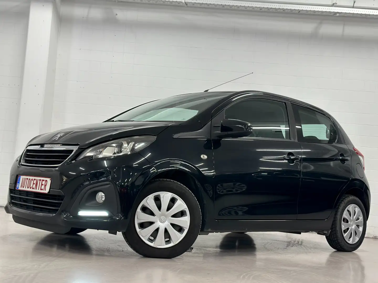 Peugeot 108 1.0 Benzine Euro 5b 2014 Noir - 2