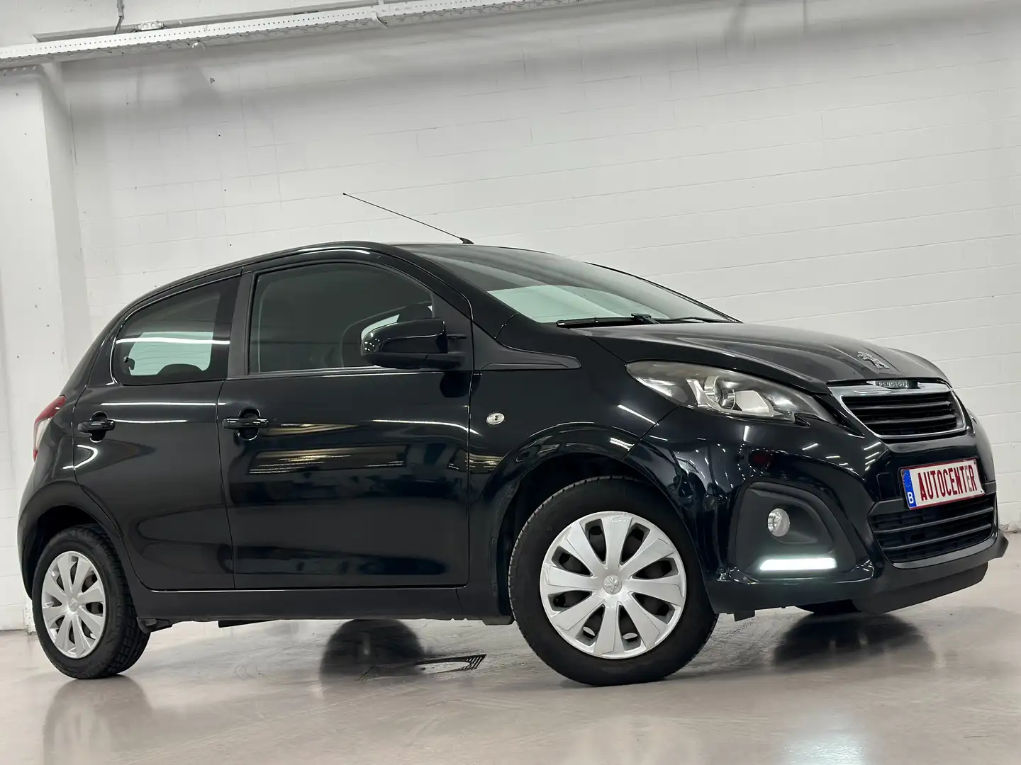 Peugeot 108 1.0 Benzine Euro 5b 2014 Noir - 1