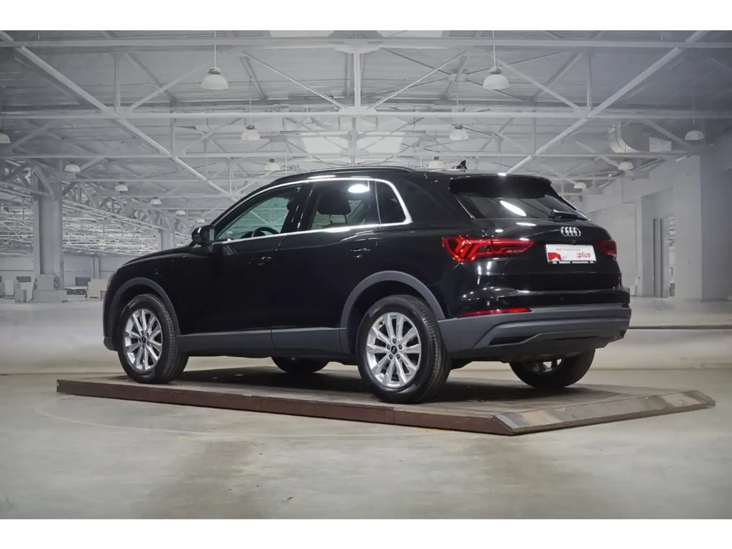 Audi Q3 45 TFSIe S tronic LED Navi Kamera 18-Zoll Schwarz - 2