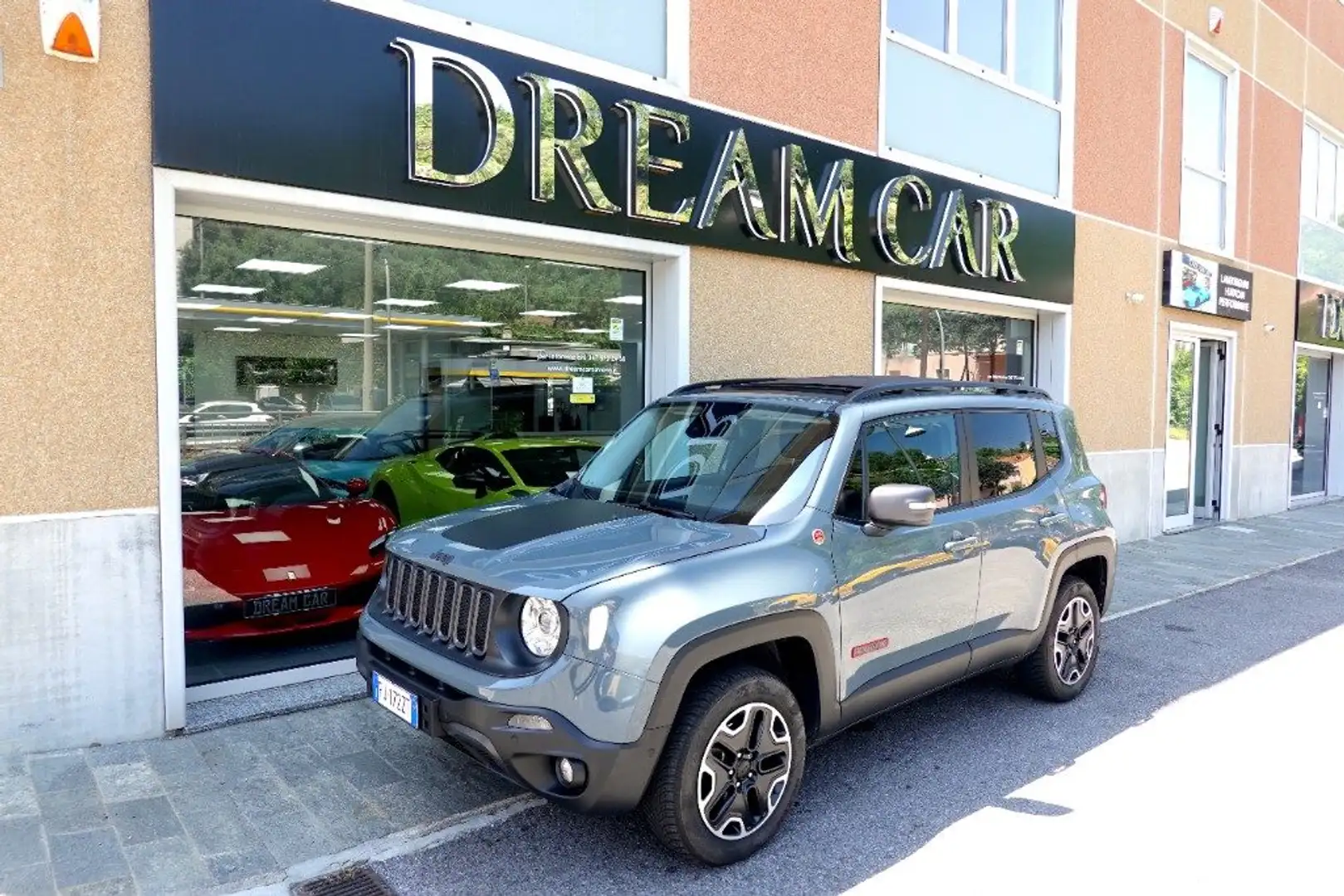 Jeep Renegade 2.0 Mjt 170CV 4WD Trailhawk TETTO PANO-PELLE Grigio - 1