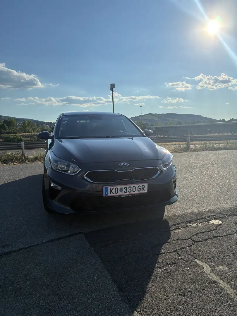 Kia Ceed / cee'd 1,0 T-GDI GPF Silber - 1