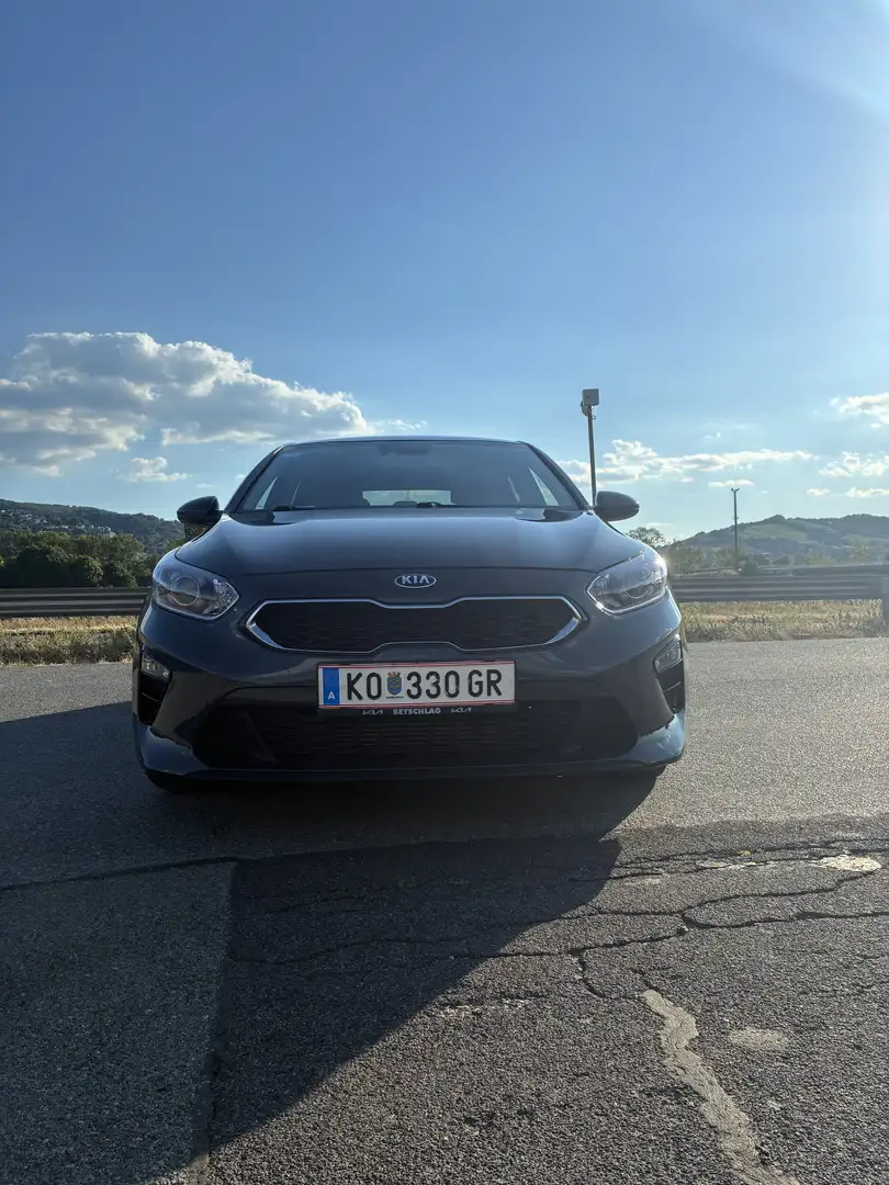 Kia Ceed / cee'd 1,0 T-GDI GPF Silber - 2
