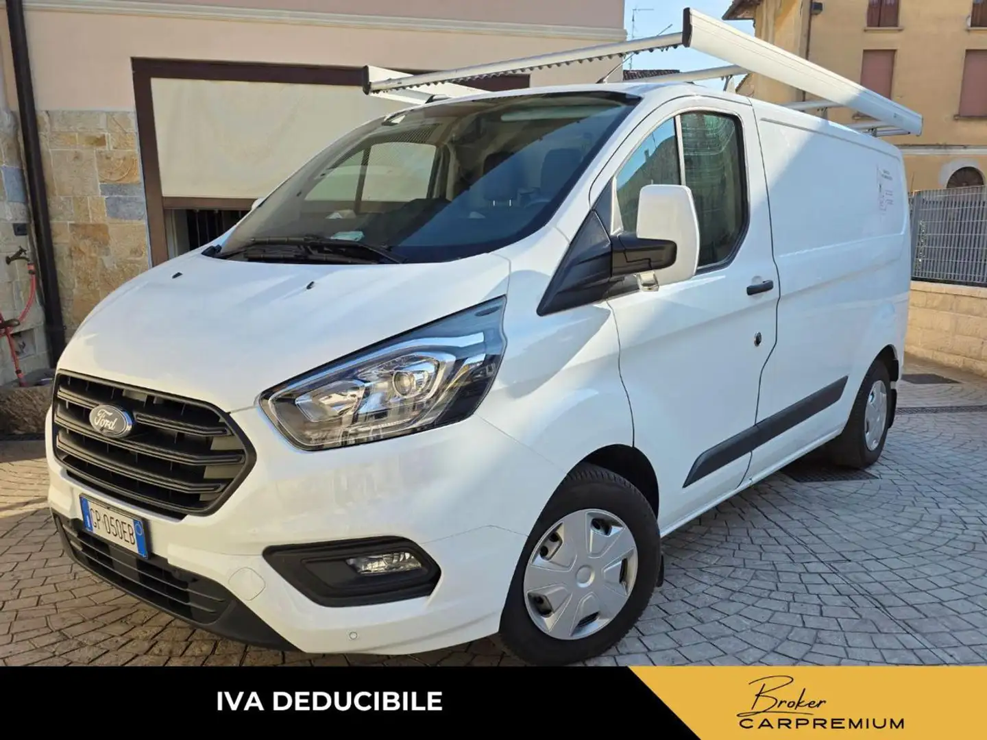 Ford Transit Custom 280 2.0 EcoBlue Hybrid 130 PC Furgone Trend Blanc - 1
