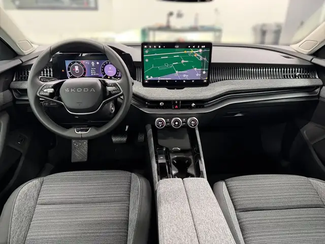 Skoda Superb view 15