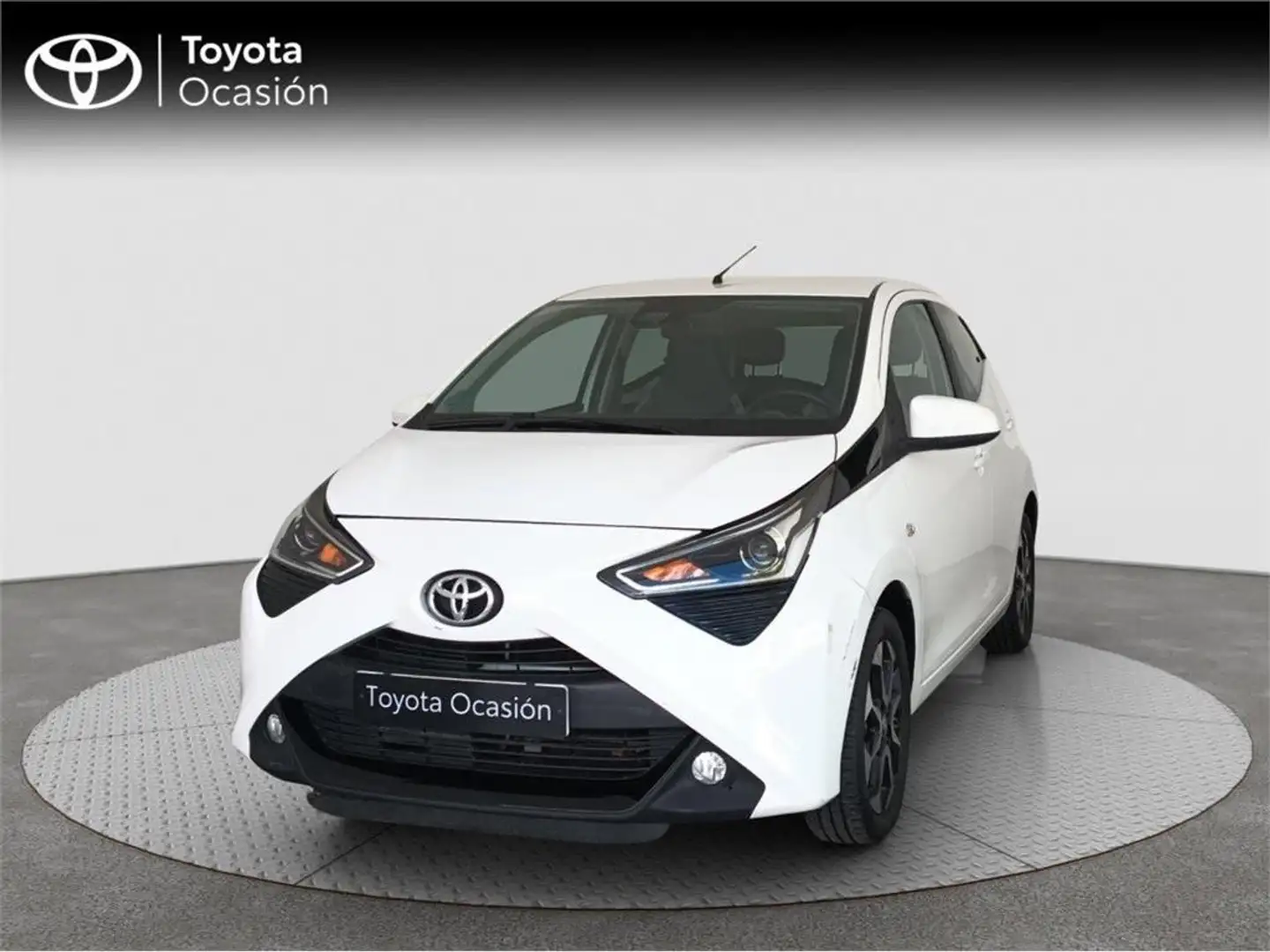 Toyota Aygo 5 Puertas x-play 70 Manual 5v - 1