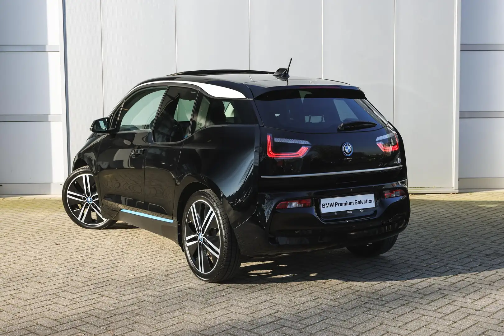 BMW i3 Executive / Schuif-kanteldak / Achteruitrijcamera Zwart - 2